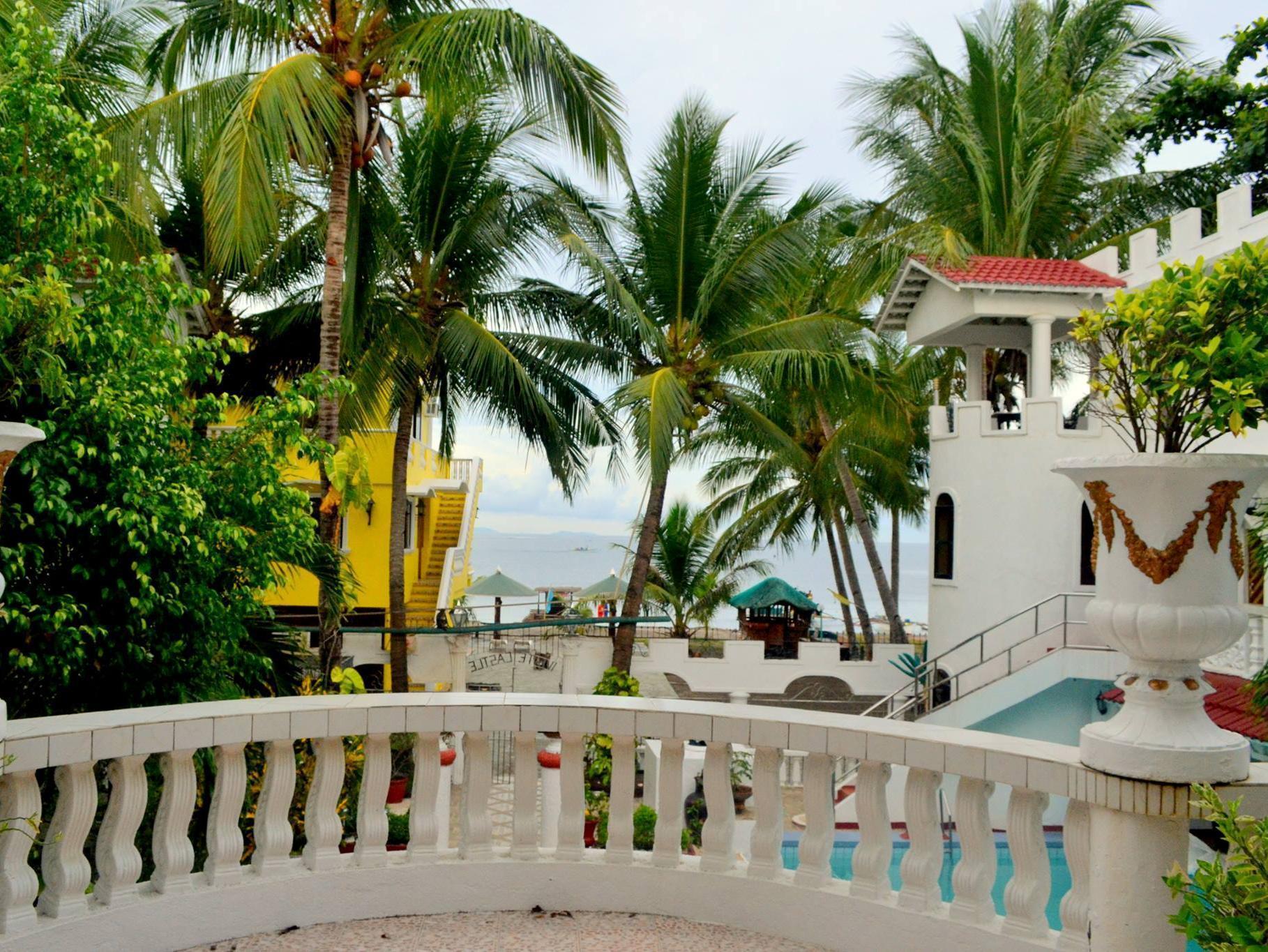 White Castle Hotel And Resort Balibago Exterior foto